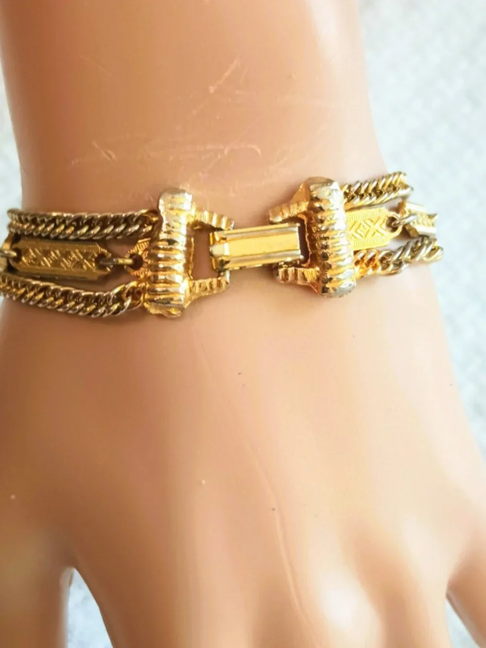 Vintage Gold Triple Strand Bracelet 6.75